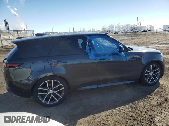 2023 Land Rover Range Rover Sport SE Dynamic with VIN SAL1L9FU9PA146985, listed as a Copart auction lot 48083065 with 34,657 mi miles and Clean title. Bid and sale history available at DreamBid. Image 3.