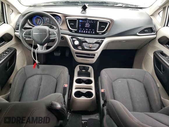2017 Chrysler Pacifica Touring with VIN 2C4RC1DG8HR514367, listed as a Copart auction lot 60610805 with 168,796 mi miles and Non repairable. Bid and sale history available at DreamBid. Image 8.