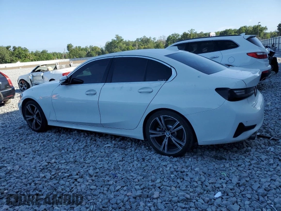 2020 BMW 3 Series 330i with VIN 3MW5R1J01L8B09509, listed as a Copart auction lot 55460555 with 123,720 mi miles and Clean Title. Bid and sale history available at DreamBid. Image 2.