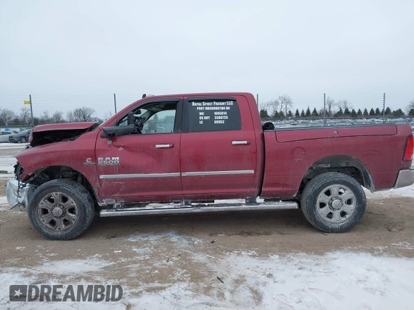 2015 Ram 2500 Big Horn с VIN 3C6UR5DL0FG632274, выставлен на аукционе IAAI как лот 41363925 с пробегом 121 412 миль миль и . История ставок и продаж доступна на DreamBid. Изображение 14.