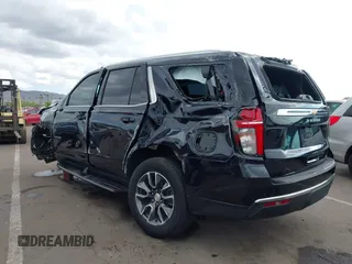 2023 Chevrolet Tahoe LT z VIN 1GNSCNKD5PR510046, wystawiony jako IAAI lot #42213868 z przebiegiem 35 761 mil mil oraz . Historia ofert i sprzedaży dostępna na DreamBid. Obrazek 3.
