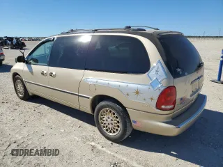 1998 Chrysler Town & Country LXi with VIN 1C4GP64LXWB644491, listed as a Copart auction lot 81560064 with 176,363 mi miles and Clean Title. Bid and sale history available at carsss.com. Image 2.