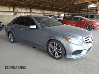 2014 Mercedes-Benz E 350 Sport with VIN WDDHF5KB5EA939150, listed as a Copart auction lot 60912775 with 121,764 mi miles and Salvage title. Bid and sale history available at DreamBid. Image 4.