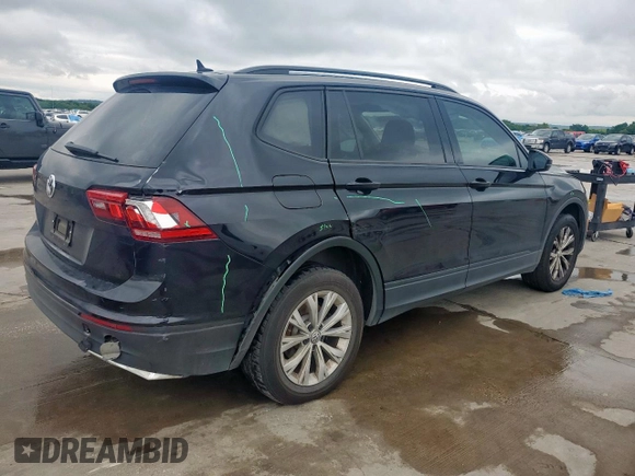 2020 Volkswagen Tiguan S z VIN 3VV1B7AX1LM180885, wystawiony jako Copart lot #60566125 z przebiegiem 59 276 mil mil oraz Szkoda całkowita • Salvage title. Historia ofert i sprzedaży dostępna na DreamBid. Obrazek 3.