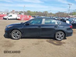 2022 Kia Forte LXS z VIN 3KPF24AD6NE474949, wystawiony jako IAAI lot #42091578 z przebiegiem 26 064 mil mil oraz . Historia ofert i sprzedaży dostępna na DreamBid. Obrazek 14.