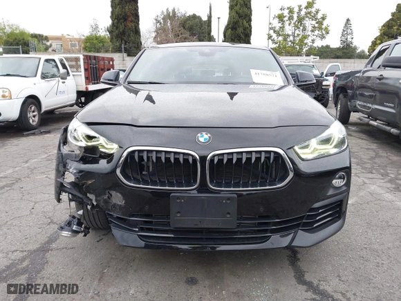 2020 BMW X2 sDrive28i with VIN WBXYH9C08L5R62746, listed as a IAAI auction lot 41788571 with 20,981 mi miles. Bid and sale history available at carsss.com. Image 12.