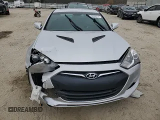 2016 Hyundai Genesis Coupe R-Spec with VIN KMHHU6KJ3GU132264, listed as a Copart auction lot 48354714 with 17,245 mi miles and Salvage title. Bid and sale history available at DreamBid. Image 5.