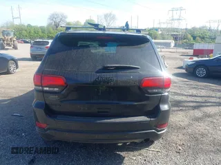 2018 Jeep Grand Cherokee Laredo E with VIN 1C4RJFAG2JC320441, listed as a IAAI auction lot 42095419 with 136,962 mi miles. Bid and sale history available at carsss.com. Image 16.