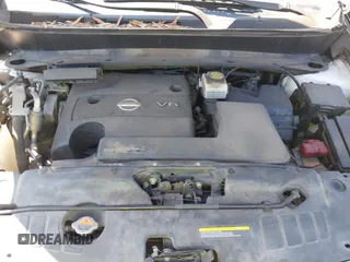2016 Nissan Pathfinder SV with VIN 5N1AR2MN0GC640306, listed as a IAAI auction lot 41695227 with 175,884 mi miles. Bid and sale history available at carsss.com. Image 10.