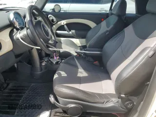 2008 MINI Convertible с VIN WMWRF33538TG18650, выставлен на аукционе Copart как лот 55820245 с пробегом 100 980 миль миль и Списание • Salvage title. История ставок и продаж доступна на DreamBid. Изображение 7.