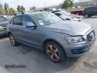 2012 Audi Q5 Premium Plus z VIN WA1LFAFP0CA116944, wystawiony jako IAAI lot #42453731 z przebiegiem 105 115 mil mil oraz . Historia ofert i sprzedaży dostępna na DreamBid. Obrazek 1.