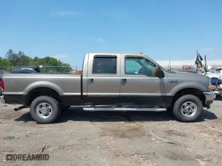 2003 Ford Super Duty F-250 XL with VIN 1FTNW21P03ED29932, listed as a IAAI auction lot 42041222 with 1 mi miles. Bid and sale history available at carsss.com. Image 13.