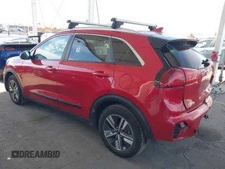 2022 Kia Niro LX with VIN KNDCB3LCXN5540593, listed as a IAAI auction lot 41648032 with 65,747 mi miles. Bid and sale history available at carsss.com. Image 3.
