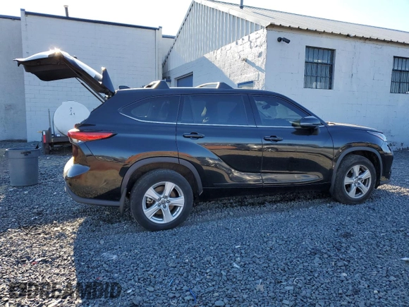 2022 Toyota Highlander L with VIN 5TDCZRBH4NS570596, listed as a Copart auction lot 88216165 with 78,577 mi miles and Salvage title. Bid and sale history available at DreamBid. Image 3.