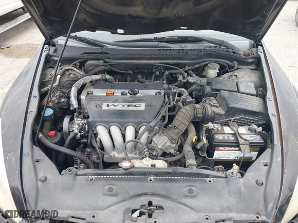 2007 Honda Accord Cpe LX with VIN 1HGCM72357A010076, listed as a IAAI auction lot 41890103 with 224,214 mi miles. Bid and sale history available at carsss.com. Image 10.