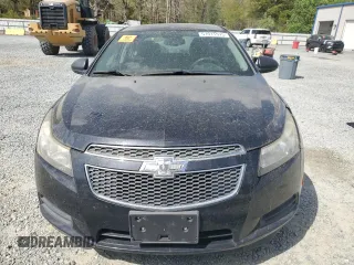 2014 Chevrolet Cruze LS with VIN 1G1PA5SG3E7372295, listed as a Copart auction lot 51911975 with 140,609 mi miles and Salvage Title. Bid and sale history available at carsss.com. Image 5.