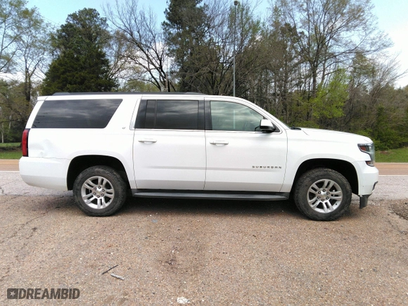 2015 Chevrolet Suburban LT with VIN 1GNSCJKC6FR229260, listed as a IAAI auction lot 41974363 with 251,395 mi miles. Bid and sale history available at carsss.com. Image 13.