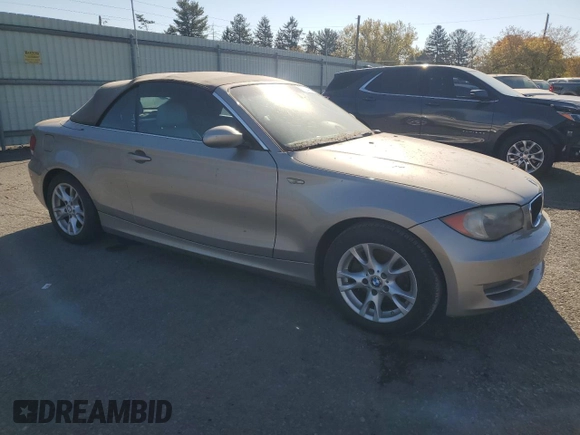 2008 BMW 1 Series 128i with VIN WBAUN13568VH80214, listed as a Copart auction lot 77264334 with 98,400 mi miles and Clean Title. Bid and sale history available at DreamBid. Image 4.