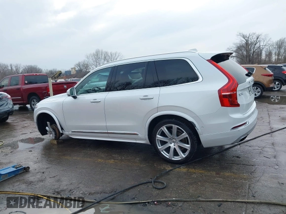 2019 Volvo XC90 Inscription z VIN YV4A22PL6K1465452, wystawiony jako IAAI lot #41324871 z przebiegiem 90 801 mil mil oraz . Historia ofert i sprzedaży dostępna na DreamBid. Obrazek 15.