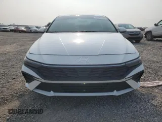 2024 Hyundai Elantra SE z VIN KMHLL4DG0RU786726, wystawiony jako Copart lot #58753815 z przebiegiem 14 065 mil mil oraz Szkoda całkowita • Salvage title. Historia ofert i sprzedaży dostępna na DreamBid. Obrazek 5.