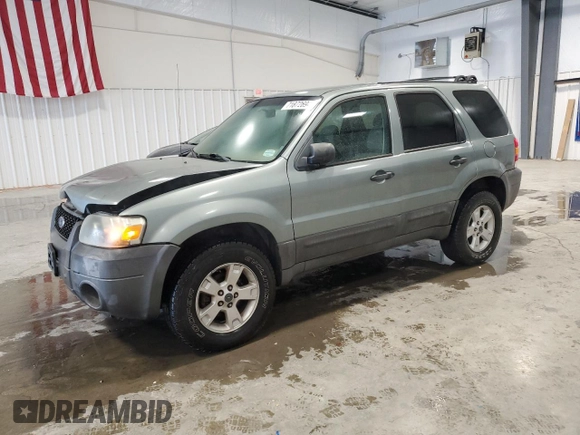 2006 Ford Escape XLT with VIN 1FMYU03136KD34592, listed as a Copart auction lot 71872694 with 185,292 mi miles and Clean Title. Bid and sale history available at carsss.com. Image 1.