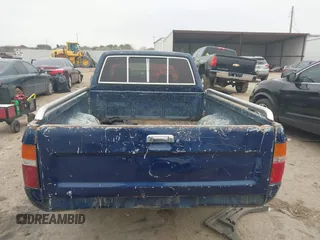1990 Toyota Pickup with VIN JT4VN93D4L5008894, listed as a IAAI auction lot 41587289 with 186,525 mi miles and . Bid and sale history available at DreamBid. Image 16.