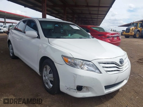 2011 Toyota Camry LE with VIN 4T1BF3EK2BU674189, listed as a IAAI auction lot 41807932 with 185,859 mi miles. Bid and sale history available at carsss.com. Image 1.