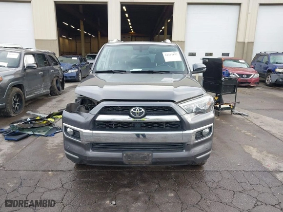 2014 Toyota 4Runner Limited with VIN JTEBU5JR4E5187952, listed as a IAAI auction lot 41261872 with 96,553 mi miles. Bid and sale history available at carsss.com. Image 13.