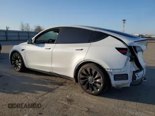 2022 Tesla Model Y Performance with VIN 7SAYGDEF0NF397241, listed as a Copart auction lot 46488005 with 37,422 mi miles and Salvage Title. Bid and sale history available at DreamBid. Image 2.
