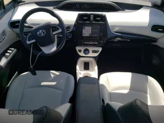 2017 Toyota Prius Two with VIN JTDKARFU4H3542555, listed as a Copart auction lot 61615895 with 52,600 mi miles and Salvage title. Bid and sale history available at DreamBid. Image 8.