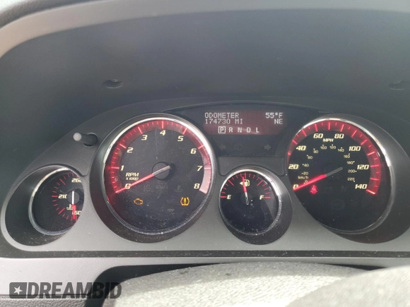 2010 GMC Acadia SLT1 z VIN 1GKLVMED5AJ184403, wystawiony jako Copart lot #57793625 z przebiegiem 174 730 mil mil oraz Czysty tytuł • Clean title. Historia ofert i sprzedaży dostępna na DreamBid. Obrazek 9.