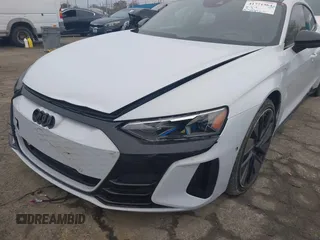 2023 Audi e-tron GT Prestige z VIN WAUEJBFW3P7004116, wystawiony jako IAAI lot #41771964 z przebiegiem 23 984 mil mil oraz . Historia ofert i sprzedaży dostępna na DreamBid. Obrazek 19.
