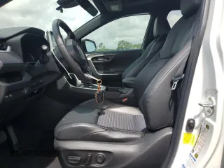 2022 Toyota RAV4 Hybrid XSE with VIN 2T3E6RFVXNW031612, listed as a Copart auction lot 60544055 with 99,831 mi miles and Salvage title. Bid and sale history available at DreamBid. Image 7.