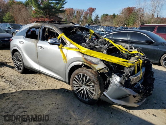 2024 Lexus RX with VIN 2T2BAMCA8RC067140, listed as a Copart auction lot 77570214 with 0 mi miles and Salvage Title. Bid and sale history available at carsss.com. Image 4.