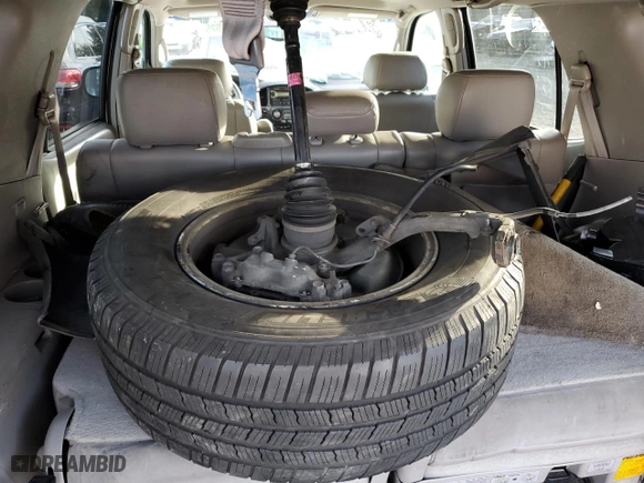 2003 Toyota Sequoia Limited with VIN 5TDBT48A83S194038, listed as a Copart auction lot 47303025 with 207,472 mi miles and Clean Title. Bid and sale history available at carsss.com. Image 13.
