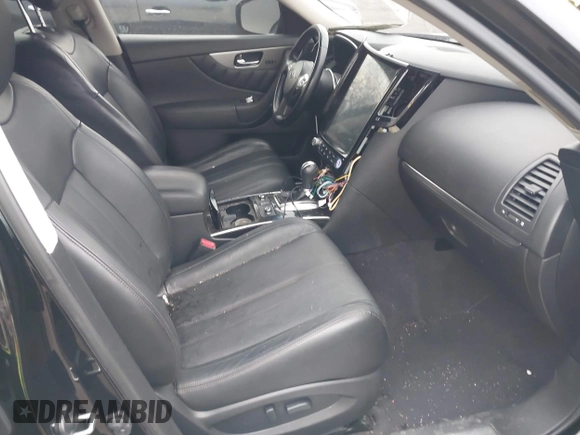 2016 Infiniti QX70 with VIN JN8CS1MWXGM752436, listed as a IAAI auction lot 41681170 with 130,208 mi miles and . Bid and sale history available at DreamBid. Image 5.