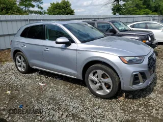2022 Audi Q5 S line Premium Plus with VIN WA1EAAFY6N2134605, listed as a Copart auction lot 59351045 with 30,479 mi miles and Salvage title. Bid and sale history available at DreamBid. Image 4.