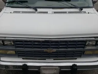 1994 Chevrolet Chevy Van z VIN 1GBEG25K0RF155749, wystawiony jako Copart lot #43805835 z przebiegiem 136 959 mil mil oraz Szkoda całkowita • Salvage title. Historia ofert i sprzedaży dostępna na DreamBid. Obrazek 13.