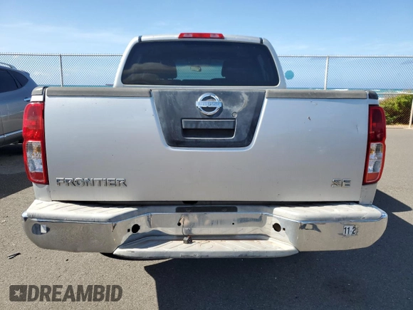 2008 Nissan Frontier SE z VIN 1N6AD07U08C426831, wystawiony jako Copart lot #61685355 z przebiegiem 149 564 mil mil oraz Czysty tytuł • Clean title. Historia ofert i sprzedaży dostępna na DreamBid. Obrazek 6.
