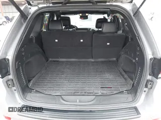 2019 Jeep Grand Cherokee Upland with VIN 1C4RJFAG9KC854800, listed as a IAAI auction lot 41997681 with 64,210 mi miles and . Bid and sale history available at DreamBid. Image 17.