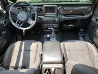 2020 Jeep Wrangler Unlimited Sport Altitude with VIN 1C4HJXDG2LW102854, listed as a Copart auction lot 60245695 with 134,575 mi miles and Non repairable. Bid and sale history available at DreamBid. Image 8.