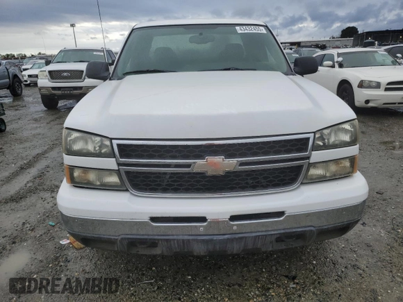 2006 Chevrolet Silverado 1500 LT1 with VIN 1GCEC19T16Z137825, listed as a Copart auction lot 43432455 with 64,477 mi miles and Salvage Title. Bid and sale history available at DreamBid. Image 5.
