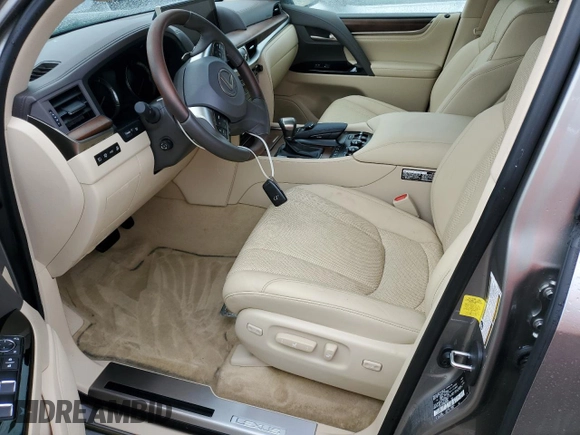 2021 Lexus LX 570 z VIN JTJDY7AX7M4336383, wystawiony jako Copart lot #77619174 z przebiegiem Nie podano mil oraz Szkoda całkowita • Salvage title. Historia ofert i sprzedaży dostępna na DreamBid. Obrazek 7.