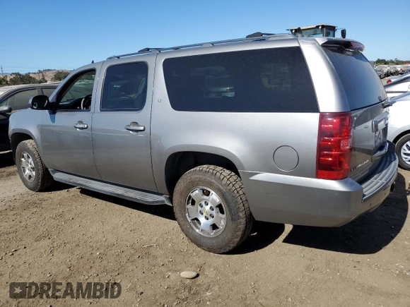 2008 Chevrolet Suburban LTZ with VIN 3GNFC16J18G172933, listed as a Copart auction lot 76124934 with 156,089 mi miles and Salvage Title. Bid and sale history available at carsss.com. Image 2.
