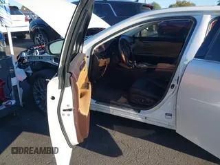 2018 Lexus ES with VIN 58ABK1GG8JU096535, listed as a IAAI auction lot 42009893 with 65,225 mi miles. Bid and sale history available at carsss.com. Image 5.