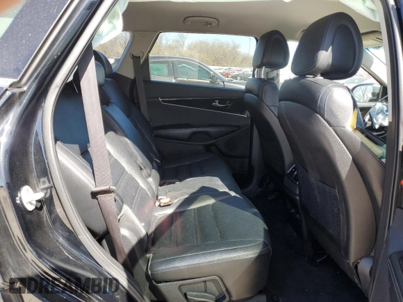 2016 Kia Sorento EX with VIN 5XYPH4A5XGG015778, listed as a Copart auction lot 48188045 with 179,479 mi miles and Salvage Title. Bid and sale history available at DreamBid. Image 11.