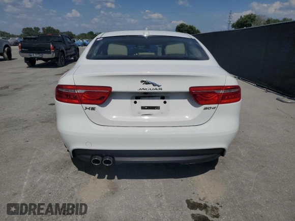 2017 Jaguar XE 20d z VIN SAJAR4BN9HA977316, wystawiony jako Copart lot #58179145 z przebiegiem 84 384 mil mil oraz Tytuł czysty. Historia ofert i sprzedaży dostępna na DreamBid. Obrazek 6.
