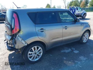 2018 Kia Soul + with VIN KNDJP3A50J7600134, listed as a IAAI auction lot 41812820 with 91,831 mi miles and . Bid and sale history available at DreamBid. Image 4.