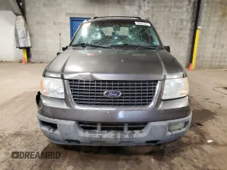 2004 Ford Expedition XLT z VIN 1FMFU16W04LA70081, wystawiony jako Copart lot #55637635 z przebiegiem 268 539 mil mil oraz Szkody całkowita. Historia ofert i sprzedaży dostępna na DreamBid. Obrazek 5.