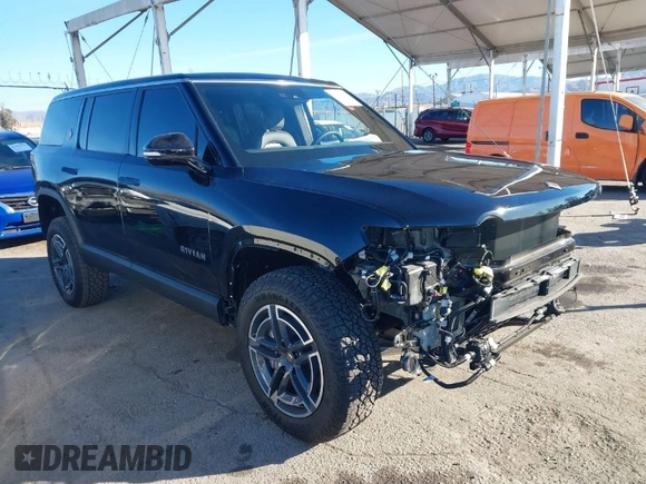 2025 Rivian R1S Adventure z VIN 7PDSGBBA4SN047584, wystawiony jako IAAI lot #41372645 z przebiegiem 501 mil mil oraz . Historia ofert i sprzedaży dostępna na DreamBid. Obrazek 1.
